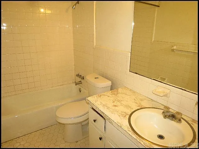 2619 Montreal Dr — Photo 6