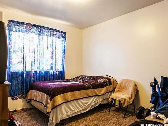 5th image of 3185 W Lehman Ave