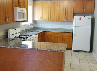 1128 Chester St #2, Oakland, CA 94607