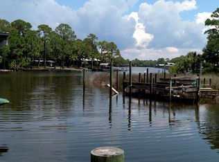 2 Mack Bayou Rd, Pt Washington, FL 32459