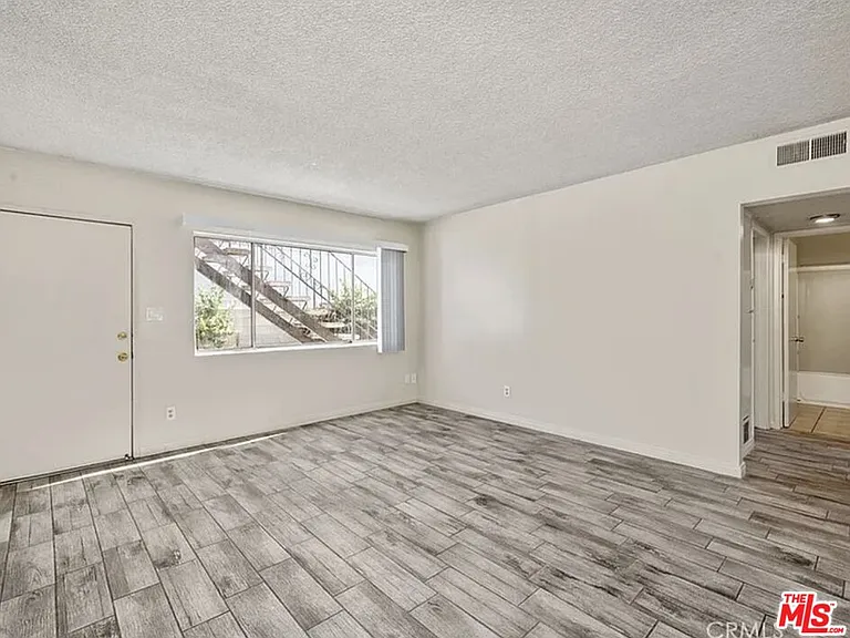 1601 Torrance Blvd #1 — Photo 12