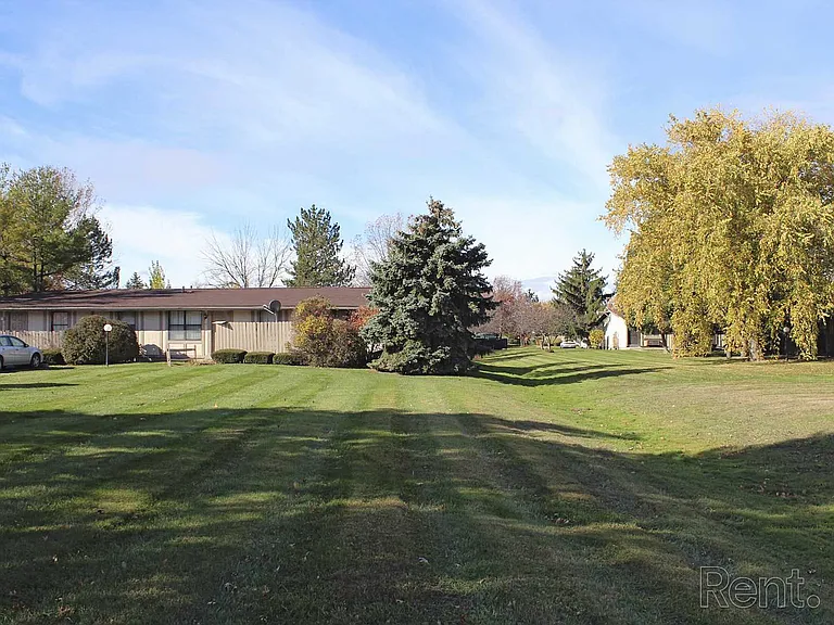 The Willows — Photo 6