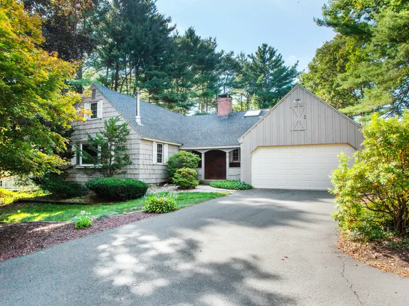 3 Glen Hollow Lane, Simsbury, CT 06092