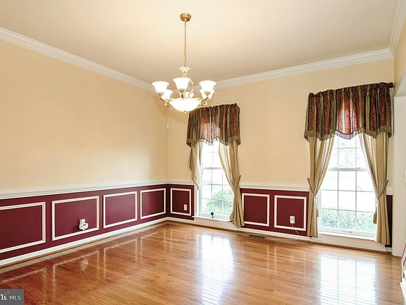 5th image of 2613 Melissa Ct