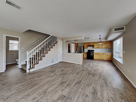 5th image of 4112 N Orleans St