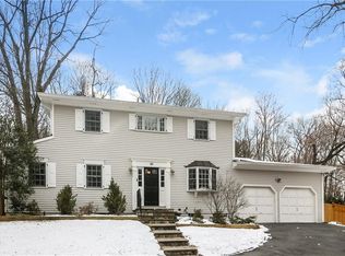 83 Riverview Rd, Irvington, NY 10533