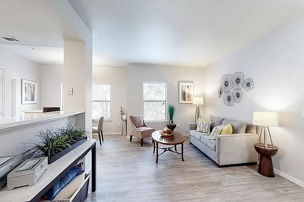 Sereno Park Apartments — Photo 16
