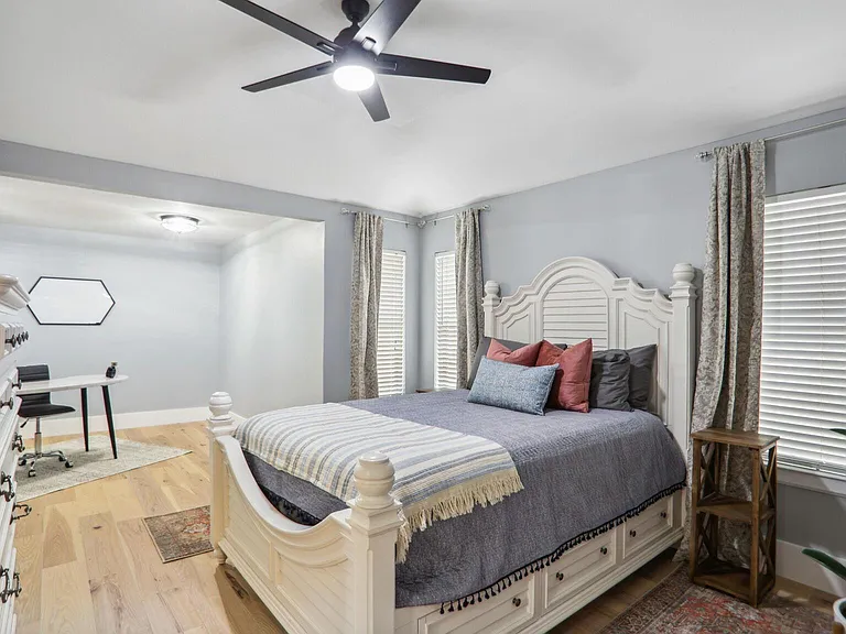 1406 Cartecay Dr — Photo 16