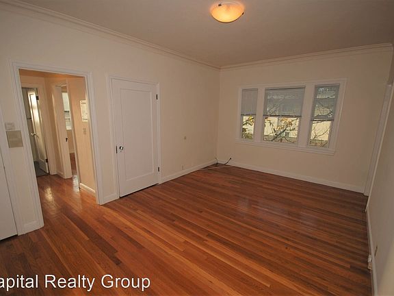 3rd image of 215 7th Ave APT 3