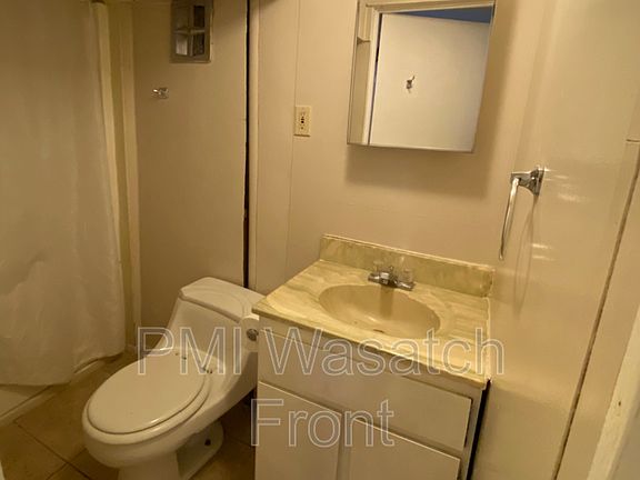 5th image of 1639 S Edison St
