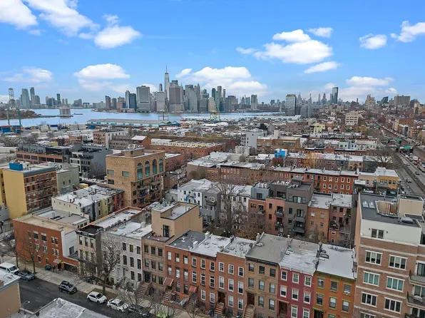 39 Woodhull St, Brooklyn, NY 11231