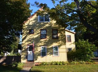 131 Friend St, Amesbury, MA 01913