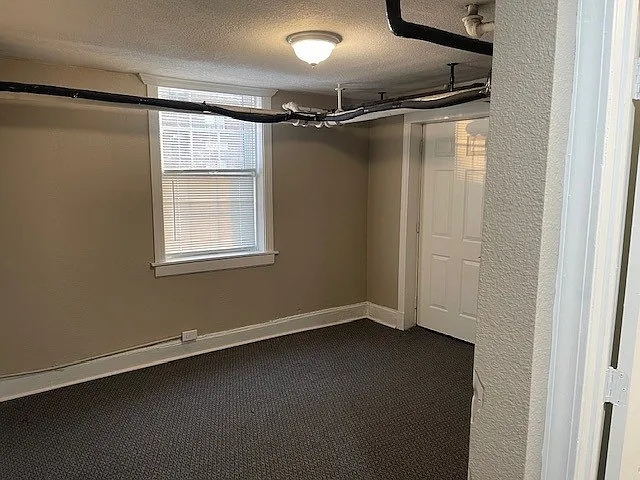Pleasant St. Apartments — Photo 19