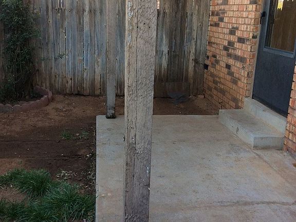 2nd image of 1220 W Manana Blvd APT C
