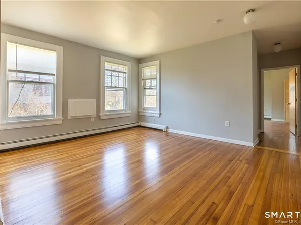 56 Park Ave, Bridgeport, CT