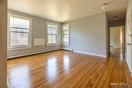 56 Park Ave Photo 1