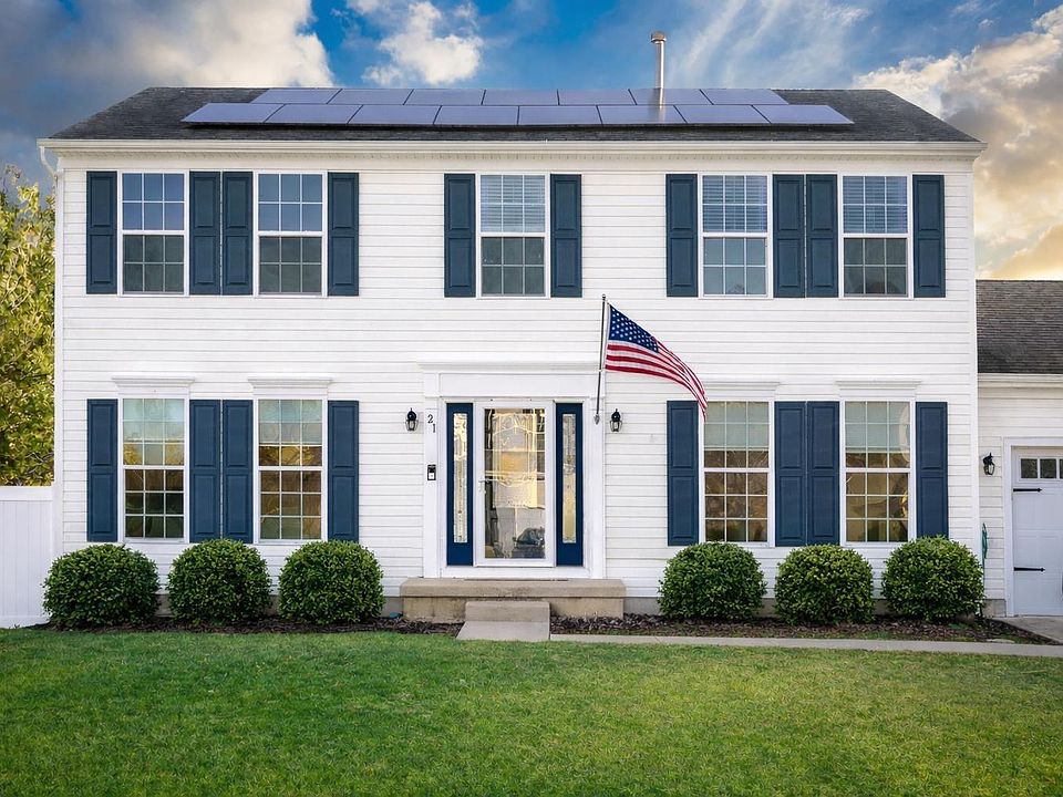 1st image of 21 Shoreline Rd