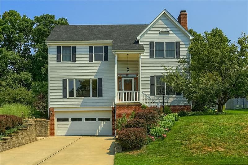 1st image of 802 Trowbridge Pl
