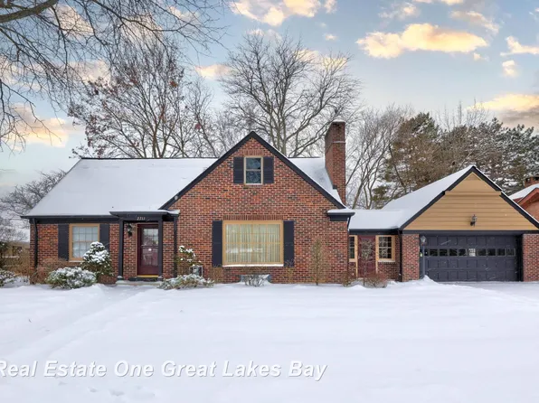 2711 Adams Blvd, Saginaw, MI 48602