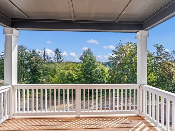 10432 Treasure Drive NW, Silverdale, WA 98383