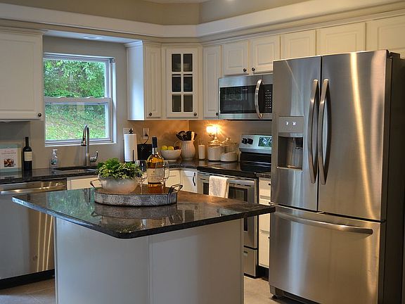 kitchen updated 2018