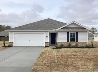 121 Syd Rd, Owens X Rds, AL 35763