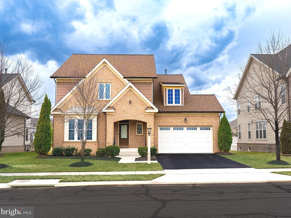1st image of 42435 Myan Gold Dr