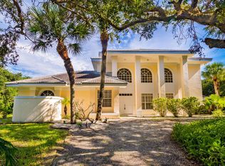 120 Spinnaker St, Melbourne Beach, FL 32951