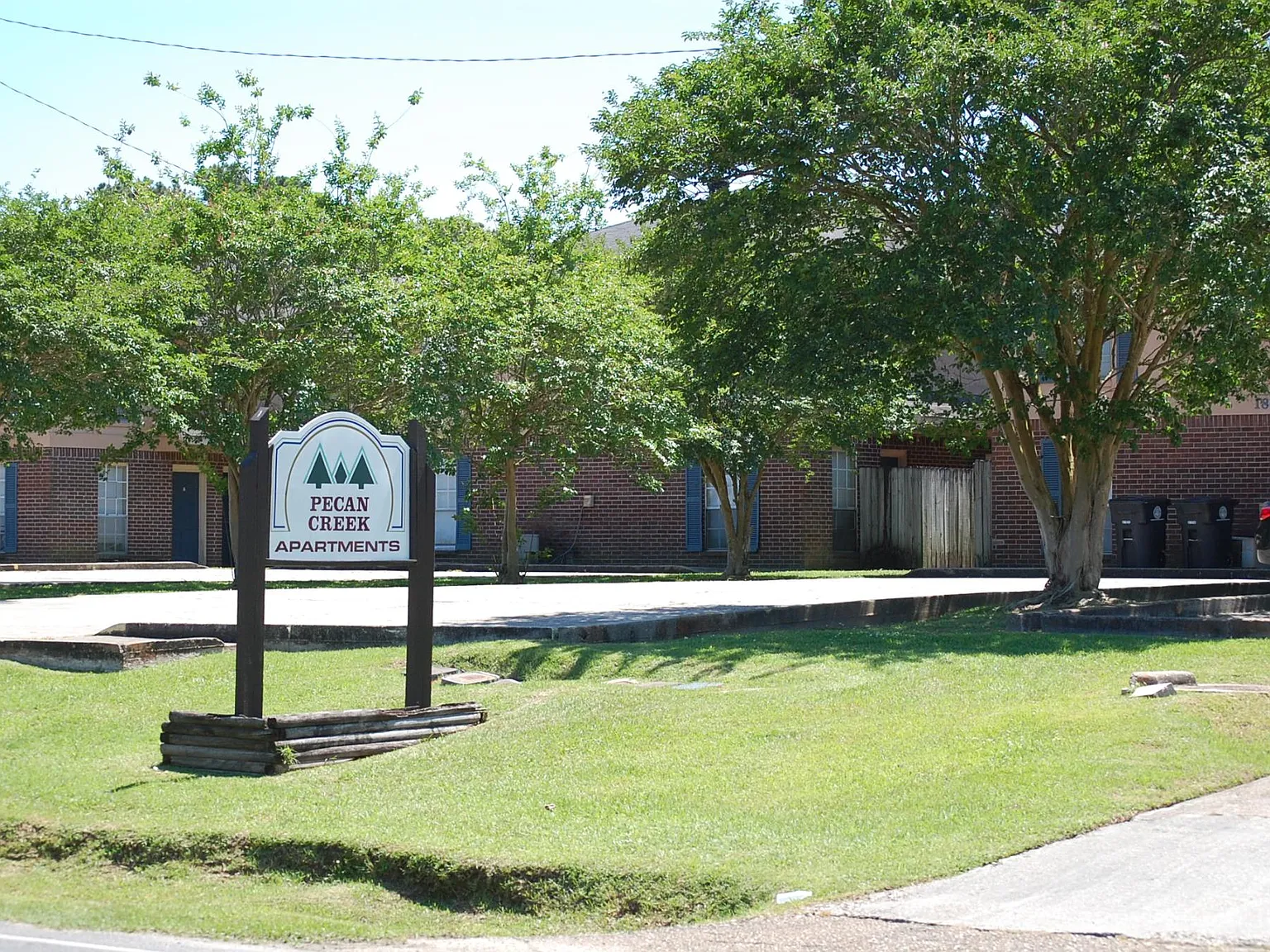 Pecan Creek Apartments — Photo 3