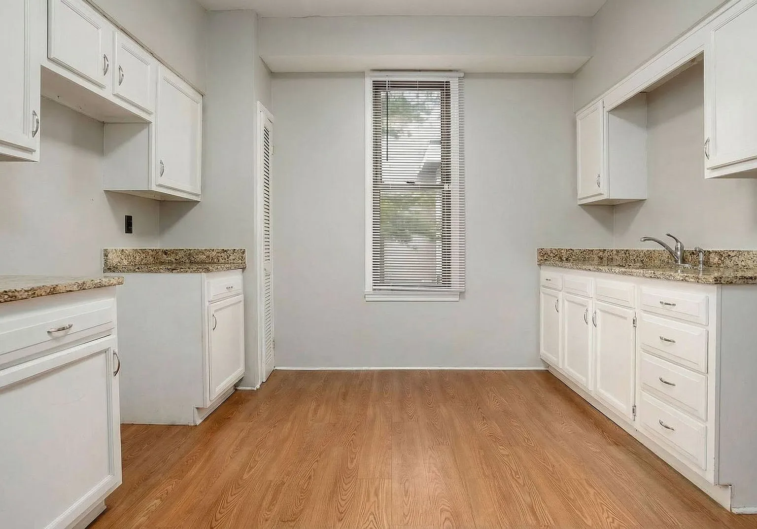 3 bed, 1.0 bath, $1,599 — Photo 3