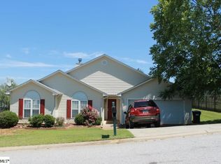 4 Trumpeter Ln, Simpsonville, SC 29680