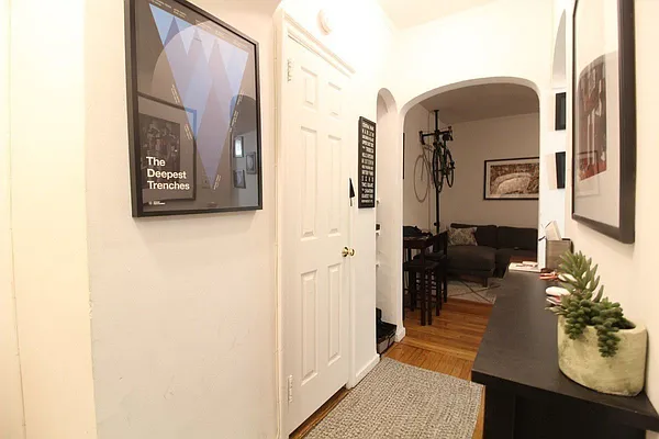 Rented by Keller Williams NYC | media 29