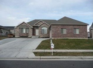 59 E 2450 N, Layton, UT 84041