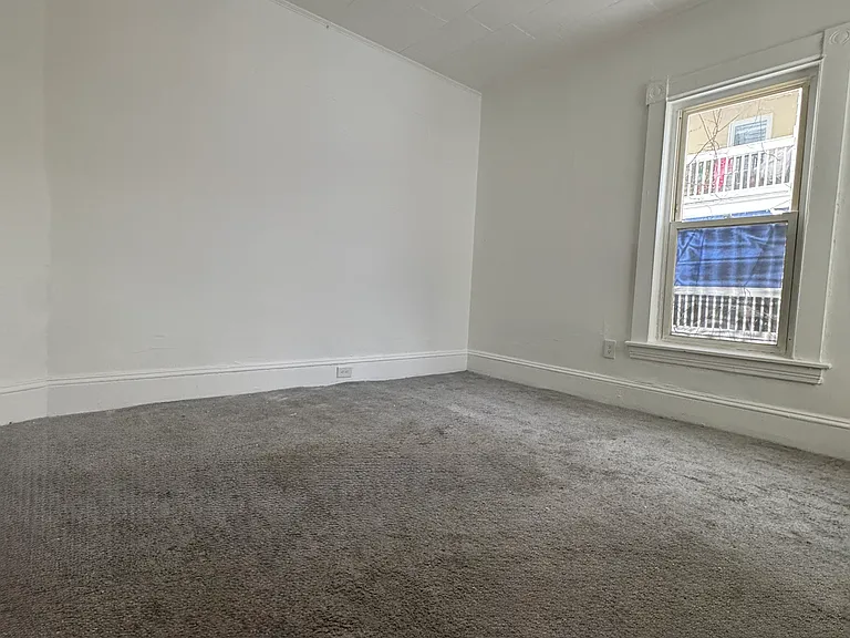 28 Notre Dame Ave #1 — Photo 16