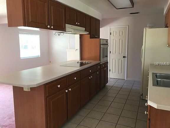 3rd image of 3713 Wyldwoode Ln