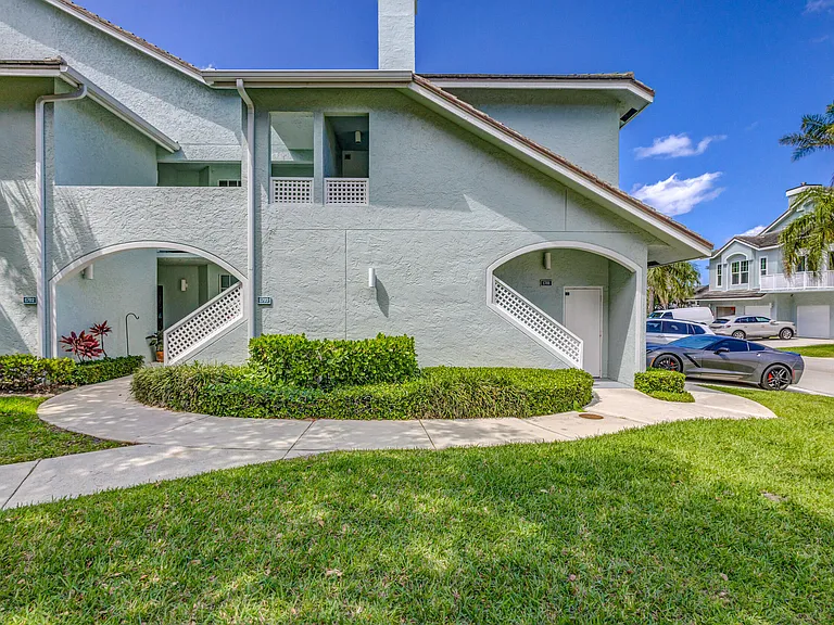 1701 Mizzenmast Way — Photo 6