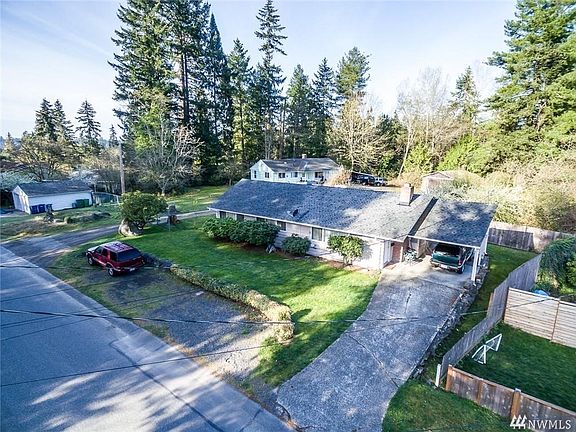 4th image of 23716 52nd Ave W