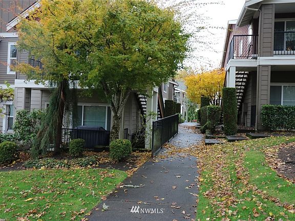 2nd image of 2109 Hammond Avenue #8F