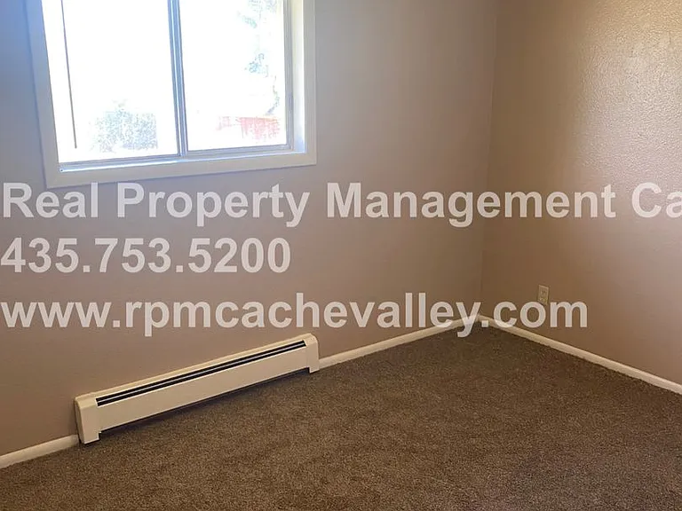 281 Riverbend Rd #1-4 — Photo 5