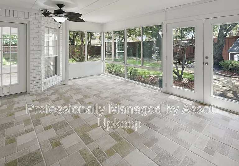 18528 Vista Del Sol — Photo 36