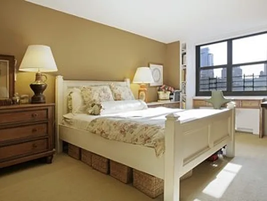 Sold by Corcoran | media 12