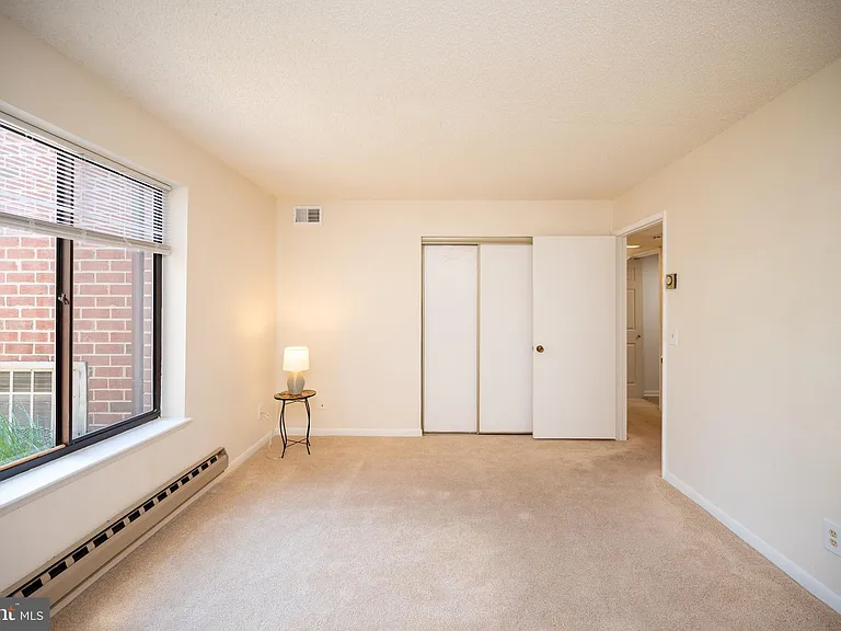 15310 Beaverbrook Ct #89-1B — Photo 11