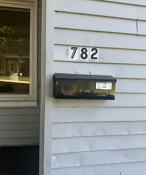 782 Parkview Dr — Photo 22