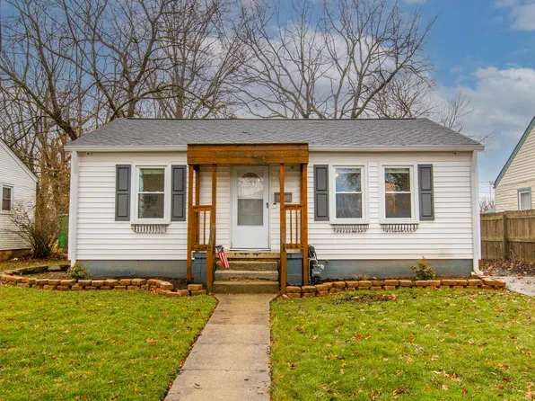 1069 Meadow Ln, Lexington, KY 40505