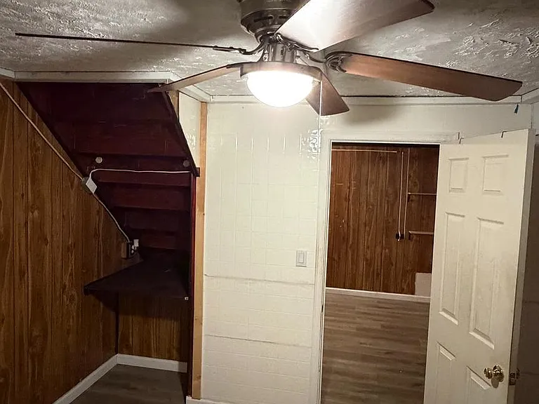 14818 Belle Ami Dr #10 — Photo 24