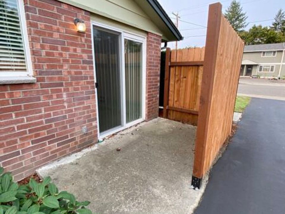 1st image of 1710 Valley Ave E #1715-4