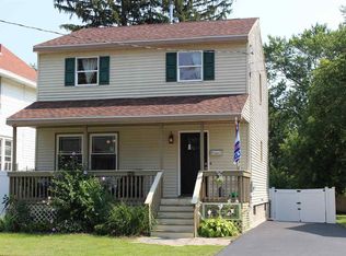 126 Clayton Rd, Schenectady, NY 12304