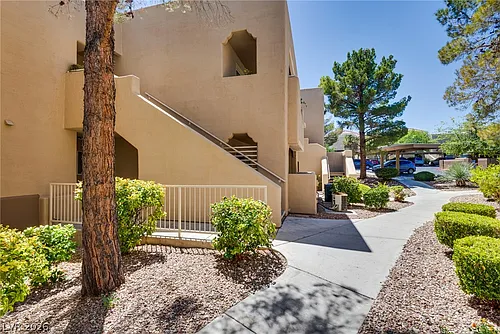 1900 Villa Palms Ct #103 Photo 1