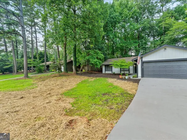 3121 Rio Montana Dr, Marietta, GA 30066