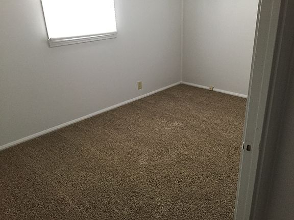 5th image of 3212 8th Ave